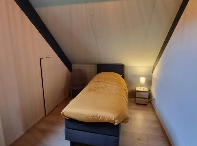 Сasa de vacaciones Recreatiewoning Maas En Waal 72 *