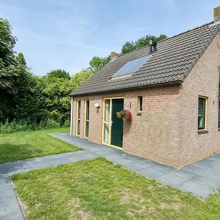 Semesterbostad Recreatiewoning Maas En Waal 72 *