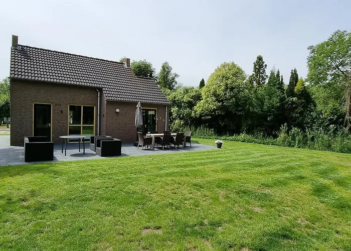 Recreatiewoning Maas En Waal 72 * Ewijk